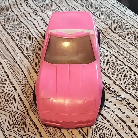 Vintage barbie corvette deals